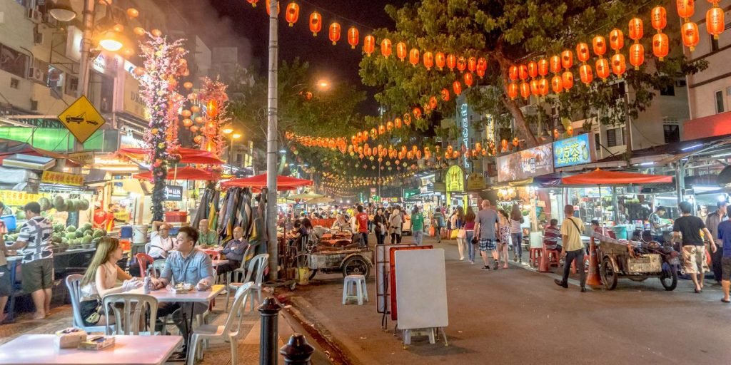 Unveiling Kuala Lumpur: Top Tourist Spots You Can’t Miss - Jalan Alor Food Street