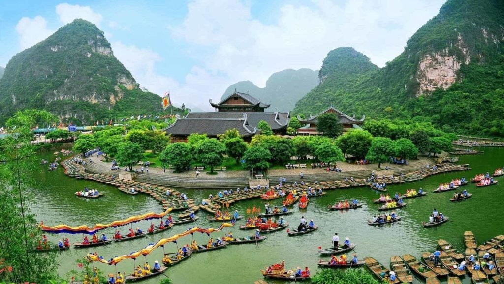 Hanoi to Ninh Binh Day Trip: A Perfect Getaway in Vietnam 