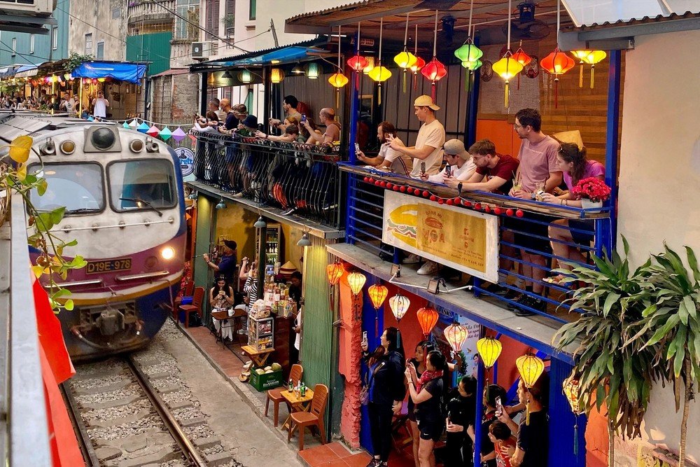 Hanoi Train Street: Ultimate Guide to Vietnam's Most Famous Railway (2025)