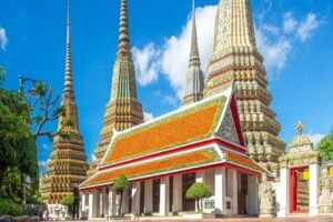 Visit Wat Pho (Temple of the Reclining Buddha): A Complete Guide to Bangkok’s Cultural Icon